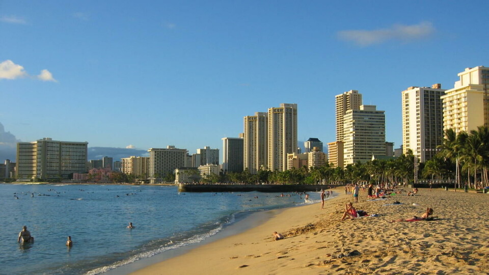 Ferieparadis: Stadig flere norske reiser til Hawaii (avbildet). Men hvis du havner i en ulykke, må du klare deg sjæl. FOTO: Flickr/Skyseeker
