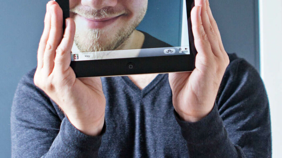 Flink: Thomas Heger ble digital redaktør i Gyldendal etter endt estetikkmaster. For tiden er han i pappapermisjon med sønnene Julian og Simon.