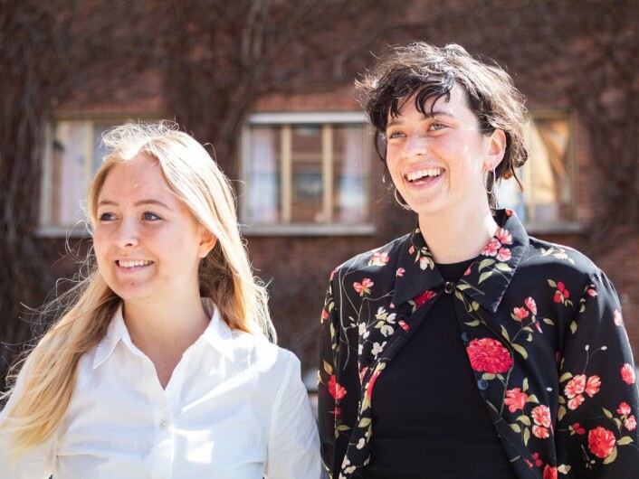 Fremtidens kraftkilde: Fysikkstudentene Elise Martinsen og Gulla Torvund mener kjernekraft er fremtiden. Fremtidens kraftkilde: Fysikkstudentene Elise Martinsen og Gulla Torvund mener kjernekraft er fremtiden.