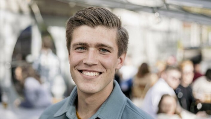 Flere forklaringer: Studentparlamentsleder Jørgen Hammer Skogan tror det er flere forklaringer på hvorfor valgdeltakelsen sank for tredje året på rad. Effekter av pandemien mener han fortsatt påvirker studentdemokratiet. Flere forklaringer: Studentparlamentsleder Jørgen Hammer Skogan tror det er flere forklaringer på hvorfor valgdeltakelsen sank for tredje året på rad. Effekter av pandemien mener han fortsatt påvirker studentdemokratiet.