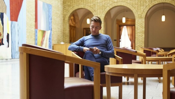 Dropout: Fire av ti studenter dropper ut av påbegynt studiet. En av disse jobber nå i Norges største avis. Dropout: Fire av ti studenter dropper ut av påbegynt studiet. En av disse jobber nå i Norges største avis.