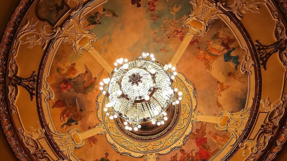 Visit to the National Theatre