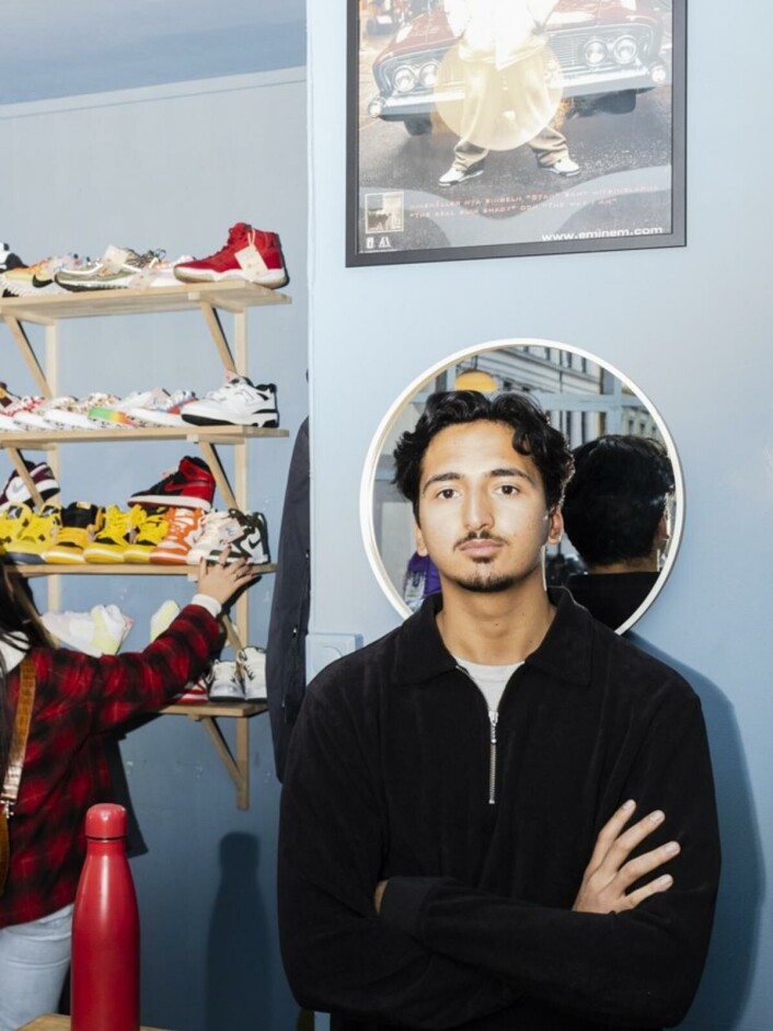 Håndplukket: Ditto-grunnlegger, Salar Bahador, bruker mye tid på å finne kule klær og sneakers som han selger videre. Håndplukket: Ditto-grunnlegger, Salar Bahador, bruker mye tid på å finne kule klær og sneakers som han selger videre.