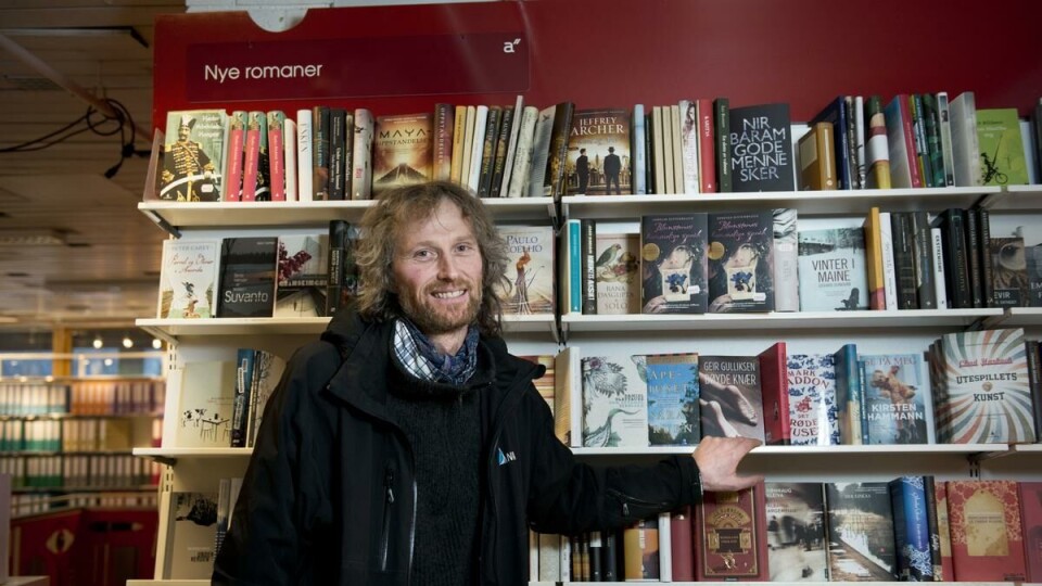 Forferdet poet: Da botanikkforsker Anders Often i november skulle kjøpe diktbok på Akademika på Blindern, oppdaget han at – ikke bare var den ikke til salgs i butikken – all lyrikk og poesi var fjernet fra butikkhyllene.