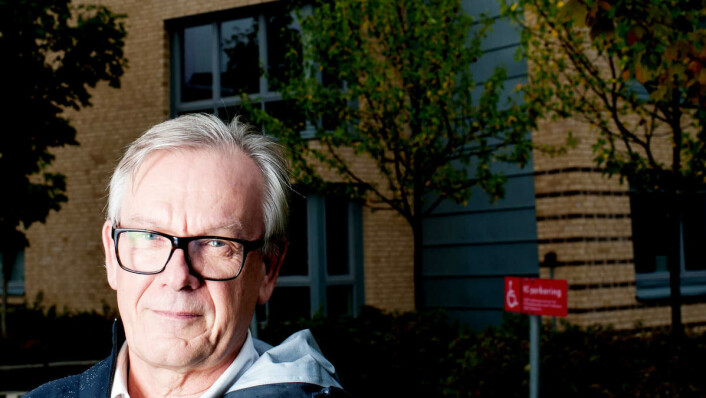 Alvorlig: Trond Bakke, leder av SiO Bolig, synes det er leit å høre om de misfornøyde studentene. --Leietaker skal ikke sende meldinger inn i et tomt mørke, sier han. (Foto: Haakon J. Kristiansen) Alvorlig: Trond Bakke, leder av SiO Bolig, synes det er leit å høre om de misfornøyde studentene. --Leietaker skal ikke sende meldinger inn i et tomt mørke, sier han. (Foto: Haakon J. Kristiansen)