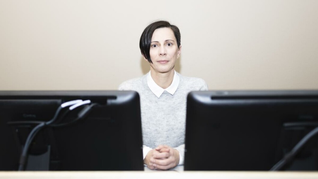 Kombo: UiO-forsker Crina Damşa tror hybridundervisning, kombinasjonen av fysisk og digital undervisning, er kommet for å bli. Også etter pandemien er over. Kombo: UiO-forsker Crina Damşa tror hybridundervisning, kombinasjonen av fysisk og digital undervisning, er kommet for å bli. Også etter pandemien er over.