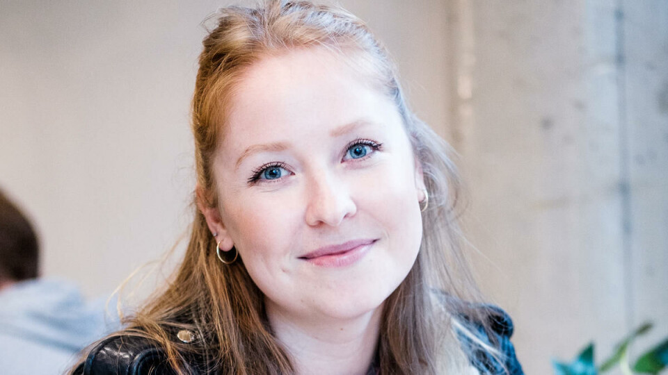 Nysgjerrig: I likhet med Anette Løbach er Ingeborg Knøsen (25) positiv til å treffe flere studenter fra andre linjer. – Det inspirerende å se andre som studerer kreative fag, sier Knøsen.