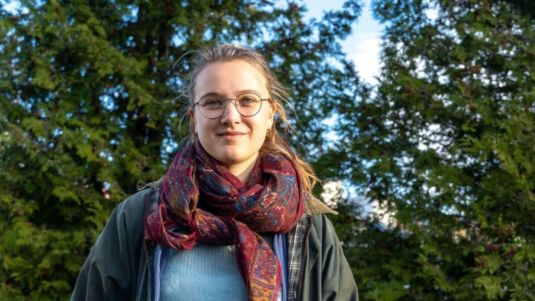 Symbolpolitikk? Mari Hasle Einang er redd arbeidet i Klimautvalget skal være forgjeves. – Det er kanskje litt spesielt å ha navnet sitt på en sånn ting hvis det nesten blir et symbol på at man ikke klarer å gjennomføre klimapolitikk, sier hun. Symbolpolitikk? Mari Hasle Einang er redd arbeidet i Klimautvalget skal være forgjeves. – Det er kanskje litt spesielt å ha navnet sitt på en sånn ting hvis det nesten blir et symbol på at man ikke klarer å gjennomføre klimapolitikk, sier hun.