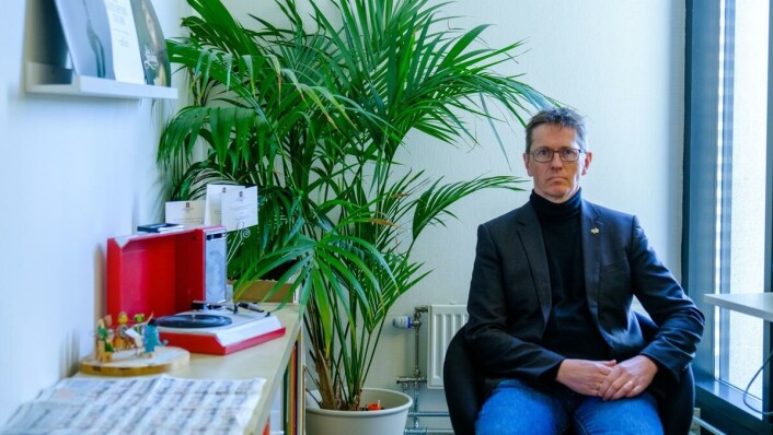 Sendt videre: Hans Ole Rian, forbundsleder i Musikernes fellesorganisasjon, forteller at organisasjonen har mottatt varsler fra både studenter og ansatte ved Bårdar. Varslene er videreformidlet til Arbeidstilsynet og Kunnskapsdepartementet. Sendt videre: Hans Ole Rian, forbundsleder i Musikernes fellesorganisasjon, forteller at organisasjonen har mottatt varsler fra både studenter og ansatte ved Bårdar. Varslene er videreformidlet til Arbeidstilsynet og Kunnskapsdepartementet.