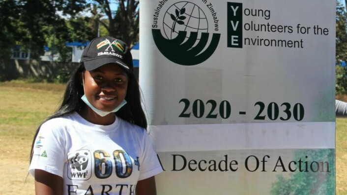 Miljøengasjert: Lean Jowa (22) studerer Enviromental Science ved Universitetet i Zimbabwe. Hun er engajsert i klimasaken også utenfor klasserommet.