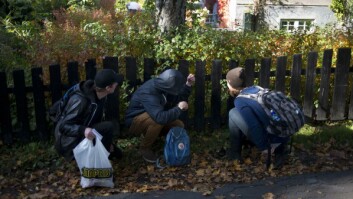 Rekognosering: Åpne vinduer
eller dører er en indikasjon
på at noen er hjemme. Rekognosering: Åpne vinduer
eller dører er en indikasjon
på at noen er hjemme.