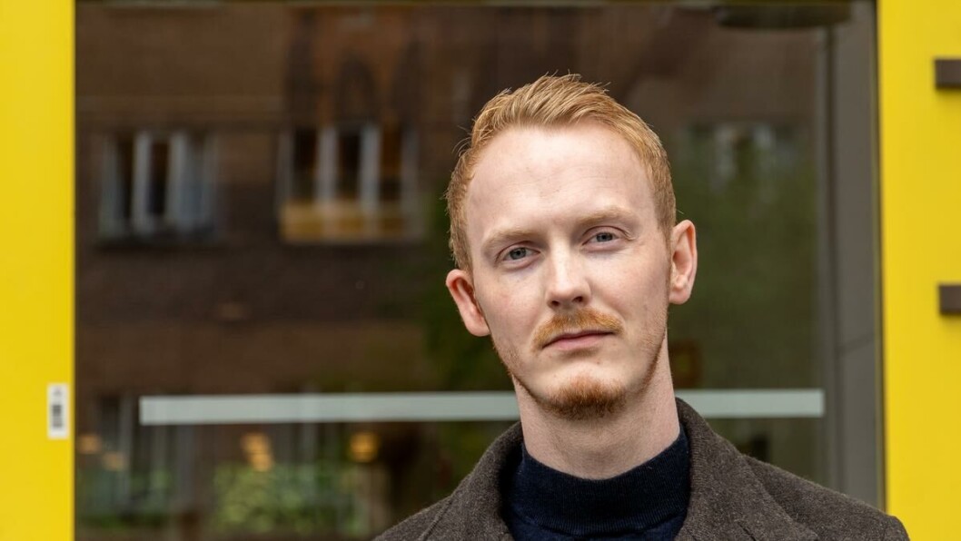 Provosert: Atle Mørk Akselsen (25) er lei av læresteder som fortsetter å servere studentene forsinket sensur. Provosert: Atle Mørk Akselsen (25) er lei av læresteder som fortsetter å servere studentene forsinket sensur.