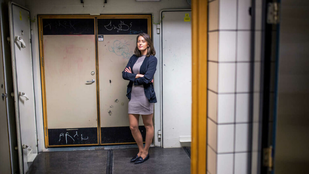 Tidligere medie- og politikkansvarlig i Velferdstinget, Kaja Elisabet de Ru, svarer på kritikken fra BI-representantene. Tidligere medie- og politikkansvarlig i Velferdstinget, Kaja Elisabet de Ru, svarer på kritikken fra BI-representantene.