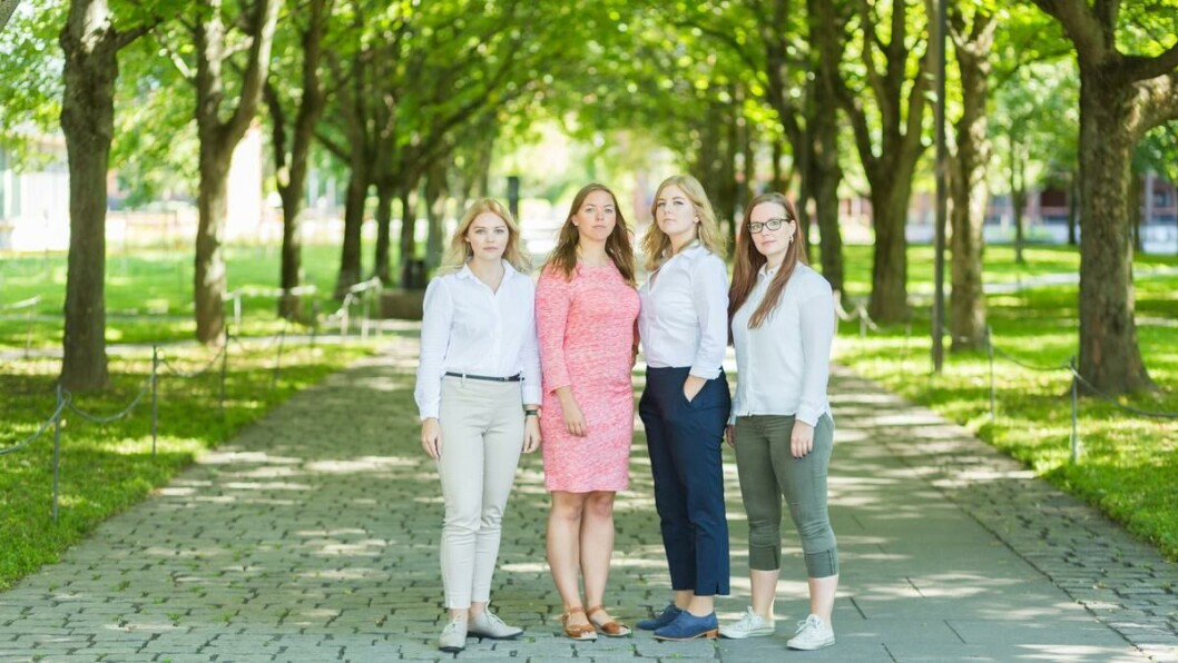 Slår tilbake: Arbeidsutvalget i Velferdstinget er ikke enige i kritikken de mottok fra BI-representanter. Fra venstre: Leder Elisabeth Holien, kommunikasjonsansvarlig Fam Kristine Heer Aas, politikk og medieansvarlig Linn Skyum og nestleder Jeanette Viken Slår tilbake: Arbeidsutvalget i Velferdstinget er ikke enige i kritikken de mottok fra BI-representanter. Fra venstre: Leder Elisabeth Holien, kommunikasjonsansvarlig Fam Kristine Heer Aas, politikk og medieansvarlig Linn Skyum og nestleder Jeanette Viken