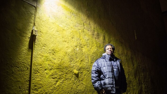 GROV RASISME: Nyojah Rogers Ali Adam stod denne uken frem som én av de ansatte som har blitt utsatt for rasisme i årevis ved universitetet. Foto: Erlend Daae GROV RASISME: Nyojah Rogers Ali Adam stod denne uken frem som én av de ansatte som har blitt utsatt for rasisme i årevis ved universitetet. Foto: Erlend Daae