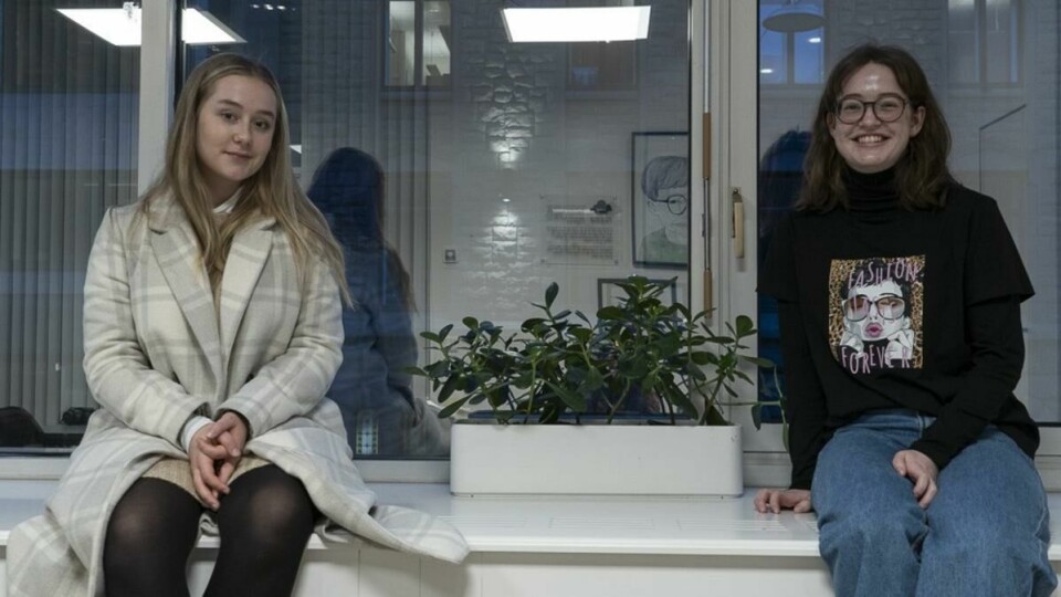 Mentorer: Oslomet-studentene Solveig Fosse (23) og Sandra Knutsen (20) har som oppdrag å være mentor for de nye studentene.