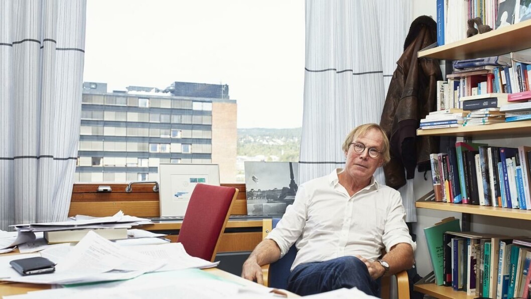 Professorens dom: – Å flytte slik som situasjonen er no, er ein for stor risiko. Det er klokt å la vere, seier professor Raino Malnes. Professorens dom: – Å flytte slik som situasjonen er no, er ein for stor risiko. Det er klokt å la vere, seier professor Raino Malnes.