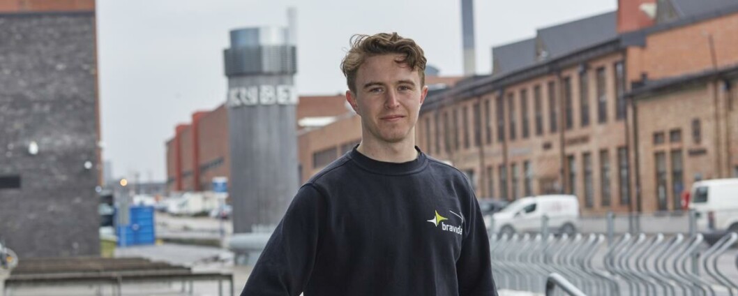 Fulgte interessen: – Elektro var meir spennande enn studiespesialisering. Eg hadde ingen klar idé om kva eg ville bli, om det ikkje skulle ha vore elektro, seier student ved Fagskolen Oslo Jakob Kvalum (25). Fulgte interessen: – Elektro var meir spennande enn studiespesialisering. Eg hadde ingen klar idé om kva eg ville bli, om det ikkje skulle ha vore elektro, seier student ved Fagskolen Oslo Jakob Kvalum (25).