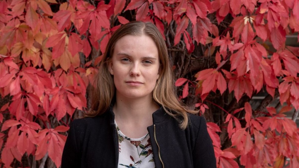 Det at hun har måttet vente så lenge kan være et resultat av korona, men hun skulle uansett fått svar for lenge siden, sier Runa Fiske, leder leder for Studentparlamentet ved UiO