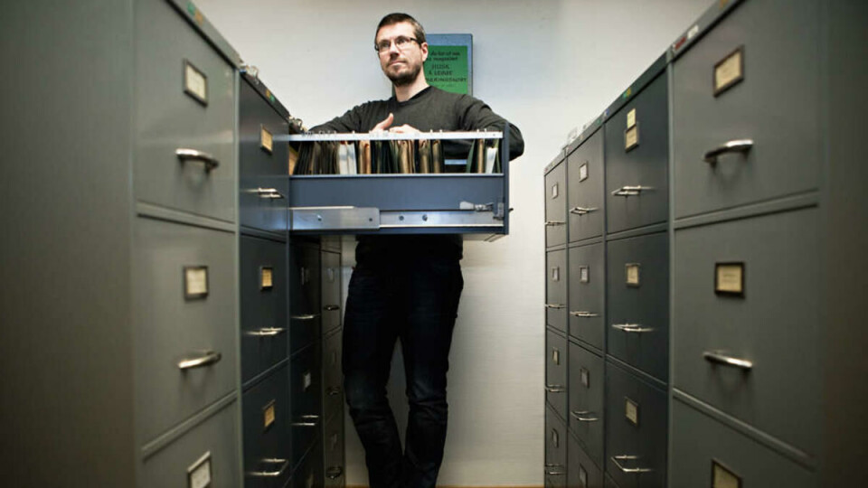 SKATTEVOKTER: I arkivet oppbevares norske skatter som skriveriene til Asbjørnsen og Moe, fotoalbumet til folklorist Moltke Moe og flere hundre år gamle mystiske bøker. Kyrre Kverndokk er en av kulturskattenes voktere.