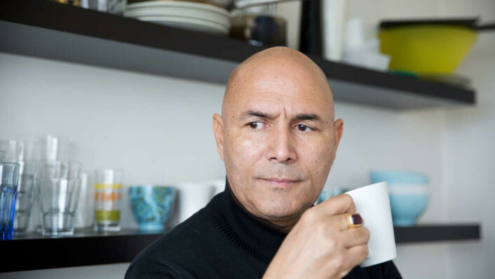 UENIG: På tross av at rapporten bekrefter langvarig rasisme, er Akhenaton Oddvar de Leon skuffet over at den interne rapporten konkluderer med at det ikke har foregått diskriminering av arbeidsoppgaver. Arkivfoto: Hanne Marie Lenth Solbø UENIG: På tross av at rapporten bekrefter langvarig rasisme, er Akhenaton Oddvar de Leon skuffet over at den interne rapporten konkluderer med at det ikke har foregått diskriminering av arbeidsoppgaver. Arkivfoto: Hanne Marie Lenth Solbø