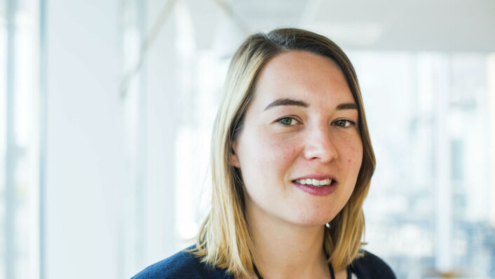 Diffust studie: -Til og med mamma og pappa skjønner ikke helt hva anvendt kulturanalyse er. Jeg visste vel heller ikke helt hva det var før jeg begynte å studere det, sier Nathalie og ler. Diffust studie: -Til og med mamma og pappa skjønner ikke helt hva anvendt kulturanalyse er. Jeg visste vel heller ikke helt hva det var før jeg begynte å studere det, sier Nathalie og ler.