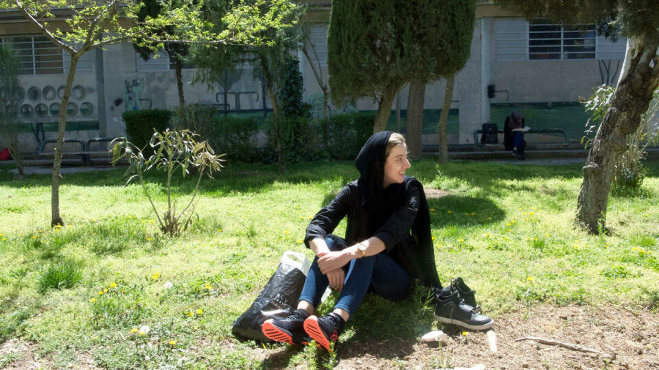 Ikke gifteklar: Bara vil ikke gifte seg med en iransk mann. – Det er vanskelig å finne ærlig mennesker og en gutt som vil være en partner og respektere meg, sier hun.