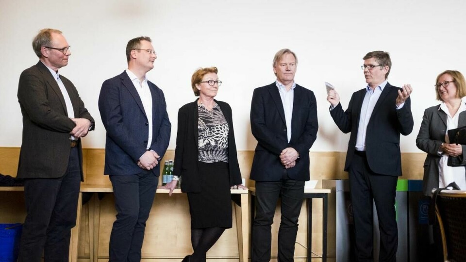 Stilte til valg: Hans Petter Graver (til venstre), Jan Frich, Inger Sandlie, Per Morten Sandset, Svein Stølen og Gro Bjørnerud Mo. De tre sistnevnte danner rektorteamet etter sommeren.