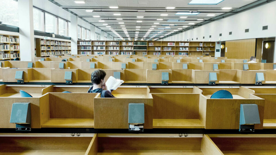 SLIPPER LESESALEN: Statvitenskapstudenter får nå muligheten til å være ute i arbeid i seks uker. Arkivfoto: Adrian Nielsen