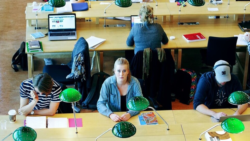 Fellesnevner: Bråk på lesesalen er noe de leste studenter en eller annen gang har vært mektig irritert over. Line Aalerud er en av dem.