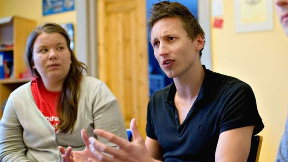 RÅDYRT: Studentpolitikerne Mari Helén Varøy og Aksel Braanen Sterri mener Norsk studentorganisasjon bruker for mye penger på landsmøter som holdes på konferansehotell hvert år.