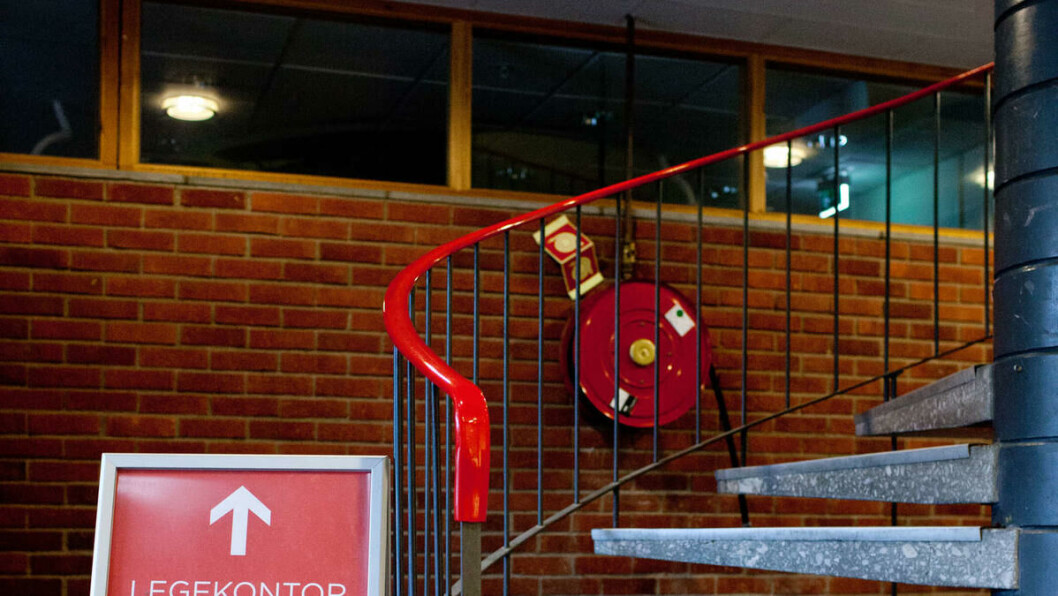 På flyttefot: På grunn av nedslitte lokaler må SiO Helse flytte til sentrum. Studentledere frykter de ikke vil komme tilbake. På flyttefot: På grunn av nedslitte lokaler må SiO Helse flytte til sentrum. Studentledere frykter de ikke vil komme tilbake.