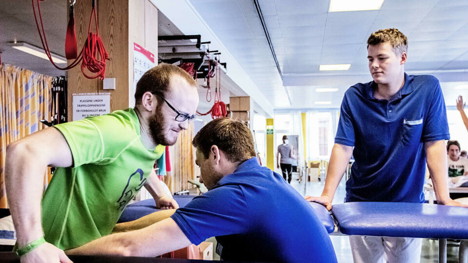 Opptrening: Universitas fulgte Ole Vegard Nebbneset da han trente seg tilbake til studiehverdagen på Sunnaas sykehus i fjor. I dag er han tilbake i fulltidsstudier ved Universitetet i Tromsø. Arkivfoto: Matthis Kleeb Solheim