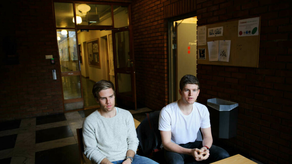 Gikk for geofag: Andreårsstudentene Vegard Paulsen (22) og Eirik Olsen (21) valgte begge å studere geofag ved Universitetet i Oslo, fordi de hadde en svært engasjerende lærer under siste året ved Ski Videregående skole.