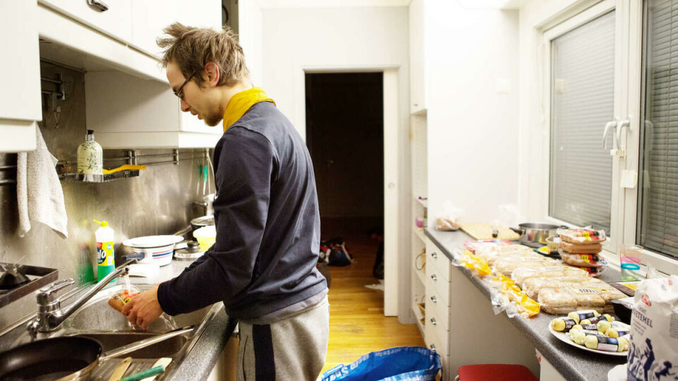 Safe: After the search Gregor checks the food multiple times to separate what he can, and cannot eat apart.