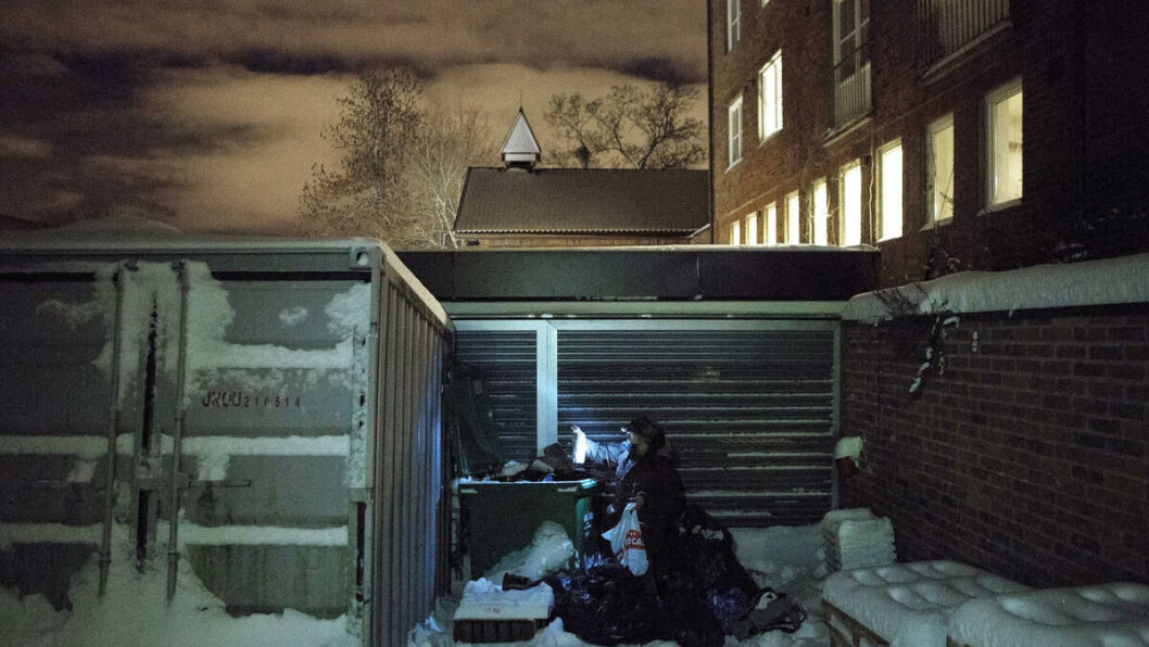 «Diven«: Den enkleste «diven» jeg har hatt så langt smiler Gregor og retter hånden opp med en tilgriset brødpose. «Diven«: Den enkleste «diven» jeg har hatt så langt smiler Gregor og retter hånden opp med en tilgriset brødpose.