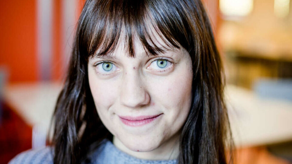 BEVAREREN: Brit Kristin Heltne fra Luster holder dialektfanen høyt hevet. -- Når me e so få, e de viktig å bevara å ta vare på da som e. So om da e dialekt eller bygninga eller kulturen, so e da identiteten min.