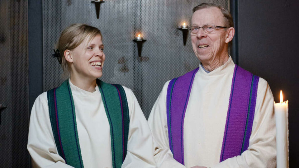 Trond Skard Dokka (67): Prest og professor i systematisk teologi ved Det teologiske fakultet ved UiO.
Åste Dokka (32): Prest og doktorgradsstipendiat i kjønn og teologi ved Det teologiske fakultet ved UiO.