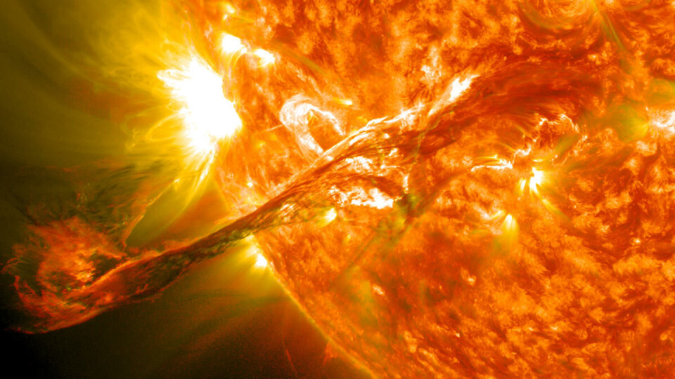 Gjett temperaturen: Sol-materie bryter ut og forsvinner i verdensrommet. Tatt av NASAs Goddard Space Flight Center.