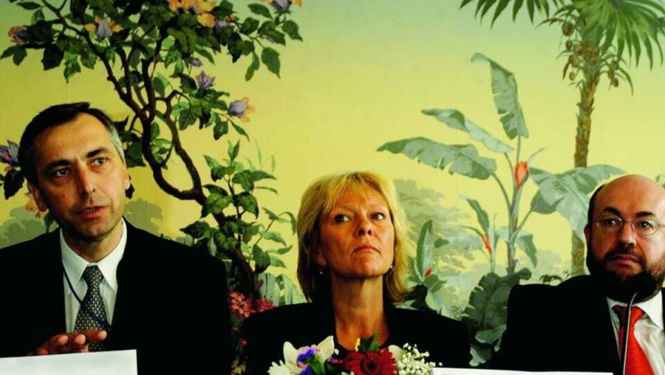 POSITIV: Kunnskapsminister Øystein Djupedal ser frem mot ministermøtet i mai. Her fra 2005, da Kristin Clemet representerte Norge.