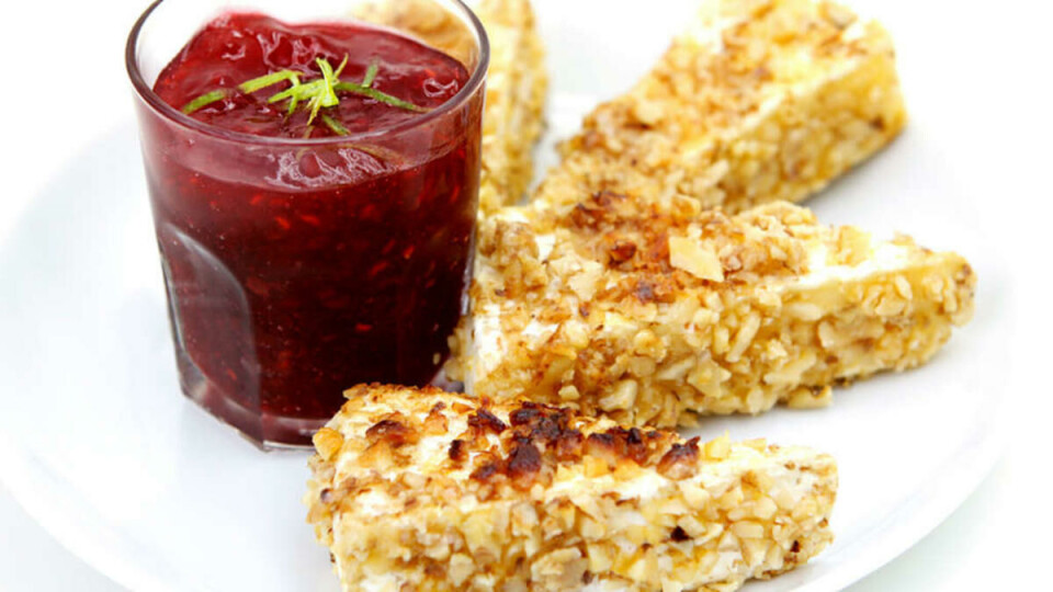 GODT: Varm brie med friskt tilbehør er like fancy som det smaker fantastisk.