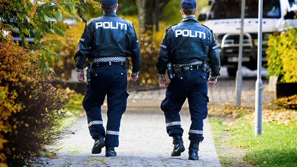 SNIPP, SNAPP, SNUTEN: Eit talrikt og taktfast politikorps var på plass både før, under og etter seansen. Ingen uroingsmoment dukka opp.