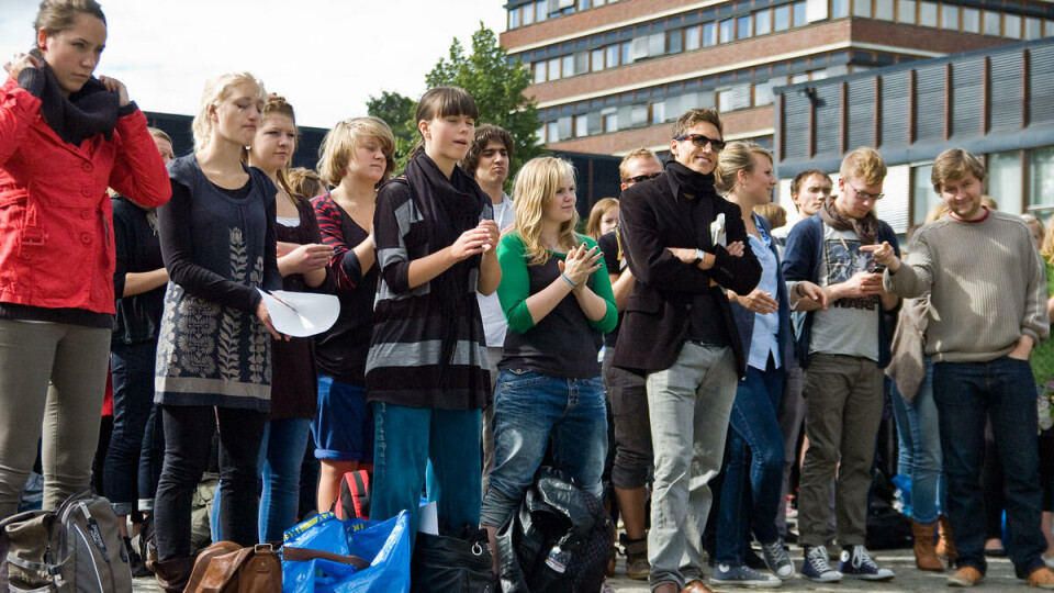FØRSTE RAD: Flere av UiOs studentpolitikere stilte på første rad.
