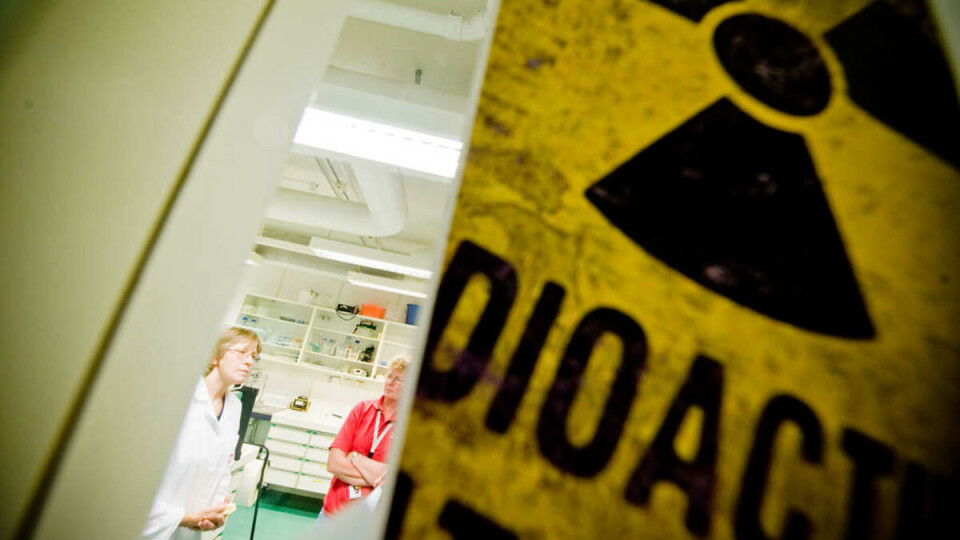 GLIPP: Ved en glipp ble radioaktive stoffer som skulle vært låst inn i en strålesikker beholder i stedet glemt på en arbeidsbenk her ved Bioteknologisenteret ved Universitetet i Oslo.