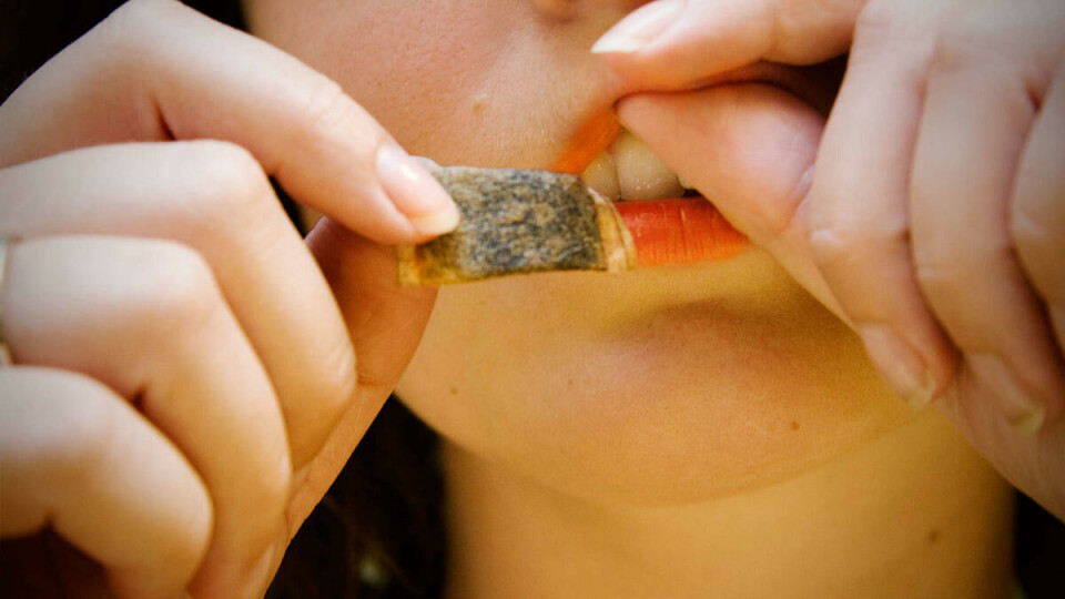 AKSEPTERT: Nypubliserte tall fra Statens institutt for rusmiddelforskning viser at snus er mer akseptert enn røyk blant studenter.