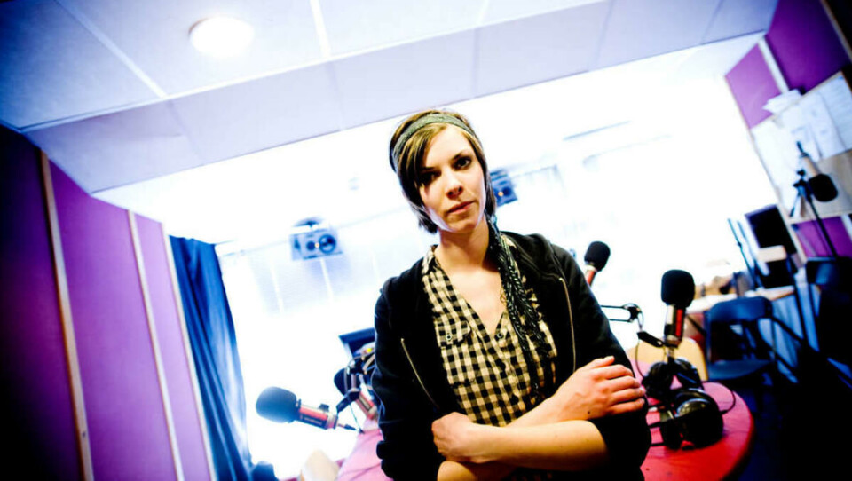 VIL VÆRE TIDLIG UTE: -- Vi er opptatt av å være tidlig ute med ting. Vi har et prinsipp om å få ut musikken før den er gitt ut eller like etterpå, forteller Ann Kristin Traaen, musikkredaktør i Radio Nova.