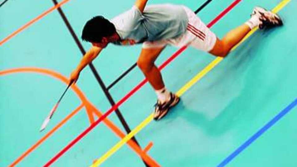 SLÅR AN: OSI Badminton har opptil 70 medlemmer hvert semester.
