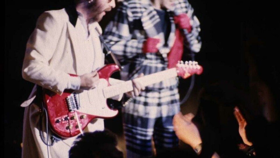 DET GLADE 80-TALL: Frekt og tidsriktig fra Eurythmics da de gjestet Chateau Neuf i 1984. (FOTO: Hans Arne Nakrem)