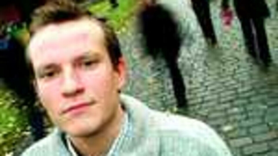 Statsvitenskapstudent Leif Nicolaysen mener bestått/ikke bestått gir et lite nyansert bilde og tror det ville gjort seg med en skriftlig vurdering i tillegg for å illustrere hvor studenten står faglig sett.