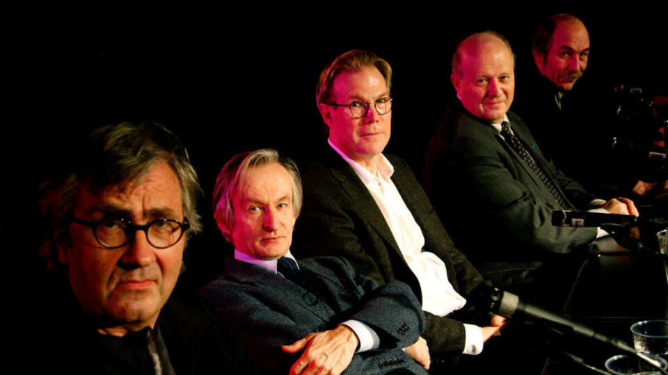 MANNSPANELET: Dannelsesdebatten ble ført av et rent mannspanel. Fra venstre: Helge Iberg, John Peter Collett, Raino Malnes, Odd Einar Dørum og Ola Stafseng.